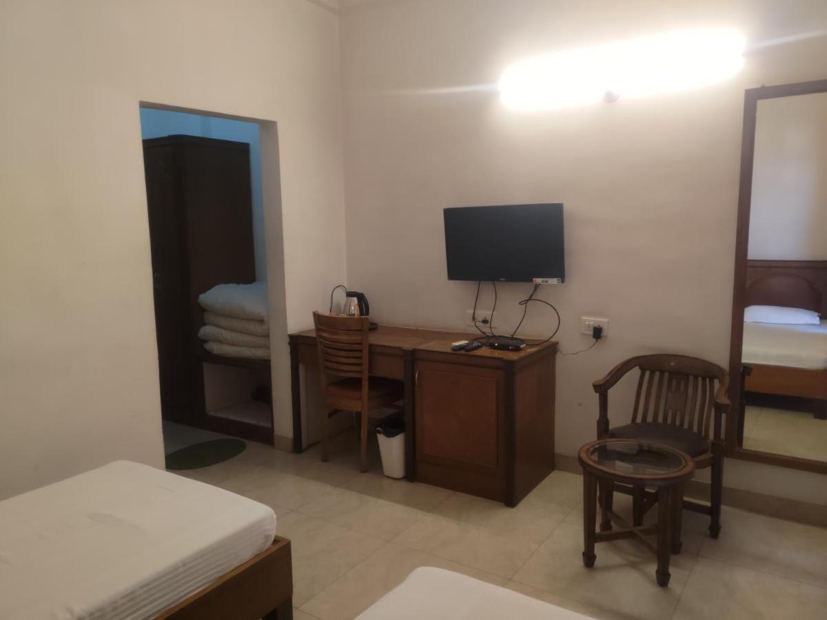 Hotel Fort View Tikamgarh エクステリア 写真