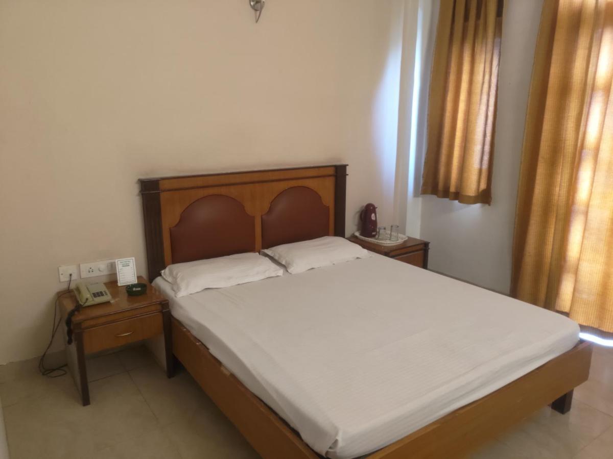 Hotel Fort View Tikamgarh エクステリア 写真