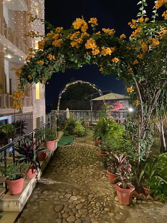 Hotel Fort View Tikamgarh エクステリア 写真