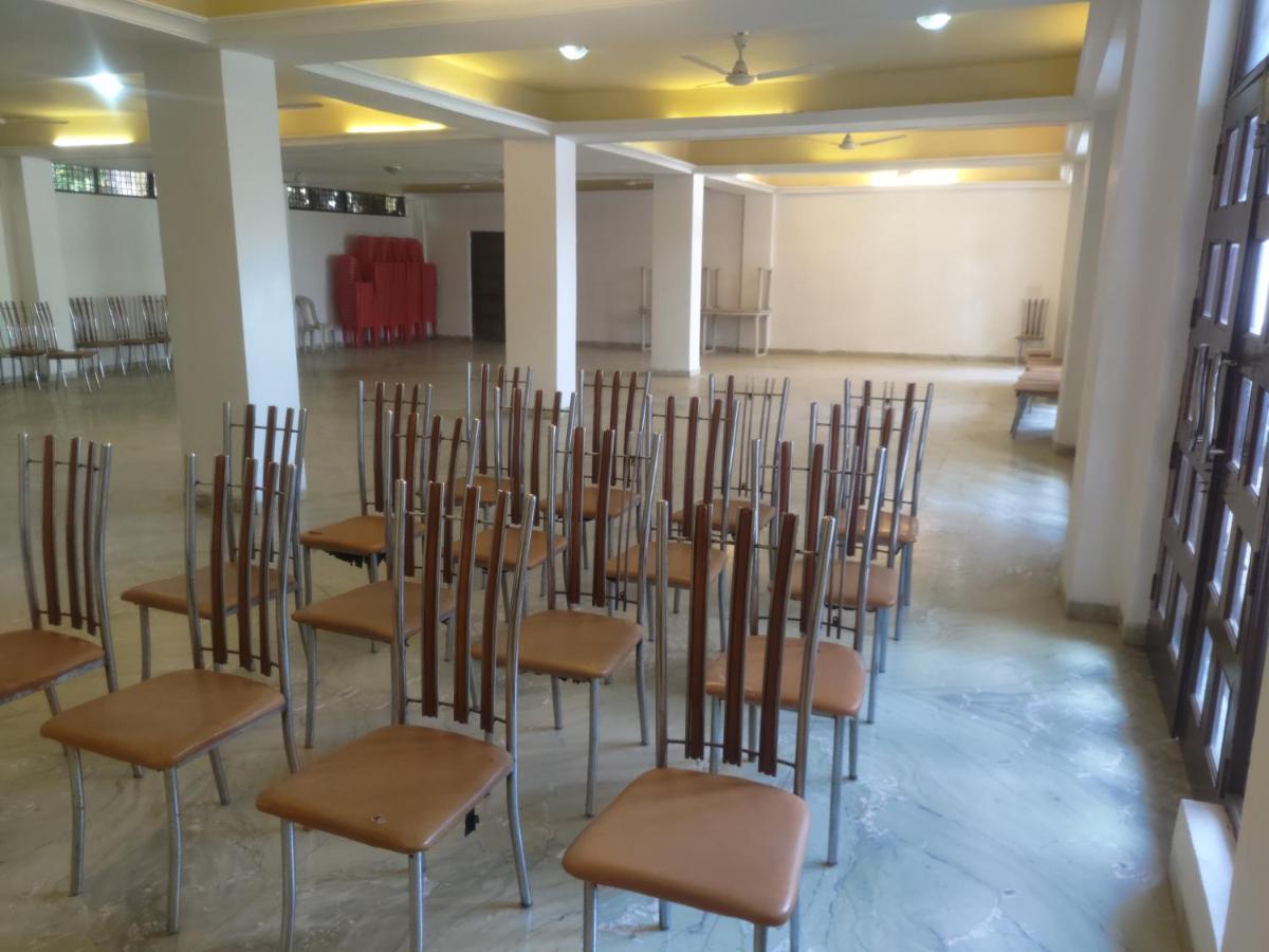 Hotel Fort View Tikamgarh エクステリア 写真